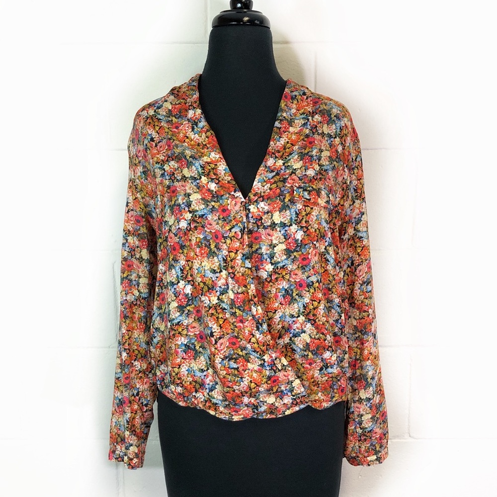 Zara Woman Pretty Floral Wrap Front Blouse